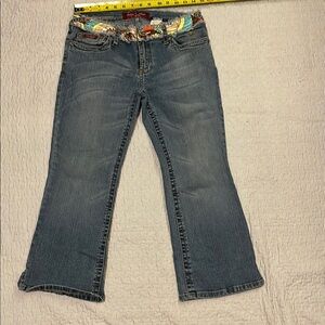 Blue Ankle Cropped Jeans with Faded Wash